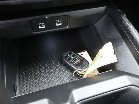 Certified 2024 Honda Accord LX image 17