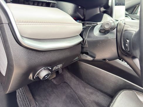 Used 2024 Jeep Compass Limited w/ Elite Group image 14