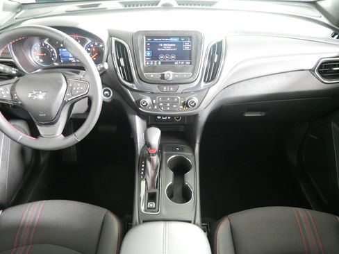 Used 2023 Chevrolet Equinox RS AWD/4WD image 10