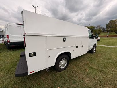 New 2026 Ford E-350 and Econoline 350 Super Duty w/ Power Equipment Group