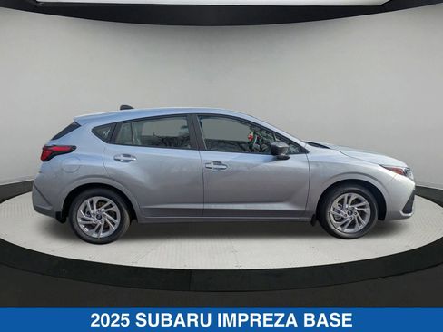 Certified 2025 Subaru Impreza 2.0i image 2