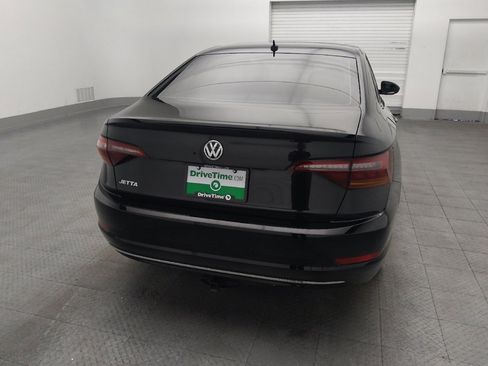Used 2019 Volkswagen Jetta SE w/ Cold Weather Package image 7