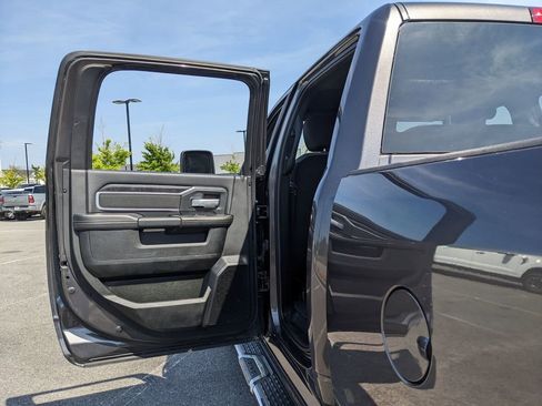 Used 2024 RAM 2500 Big Horn image 46