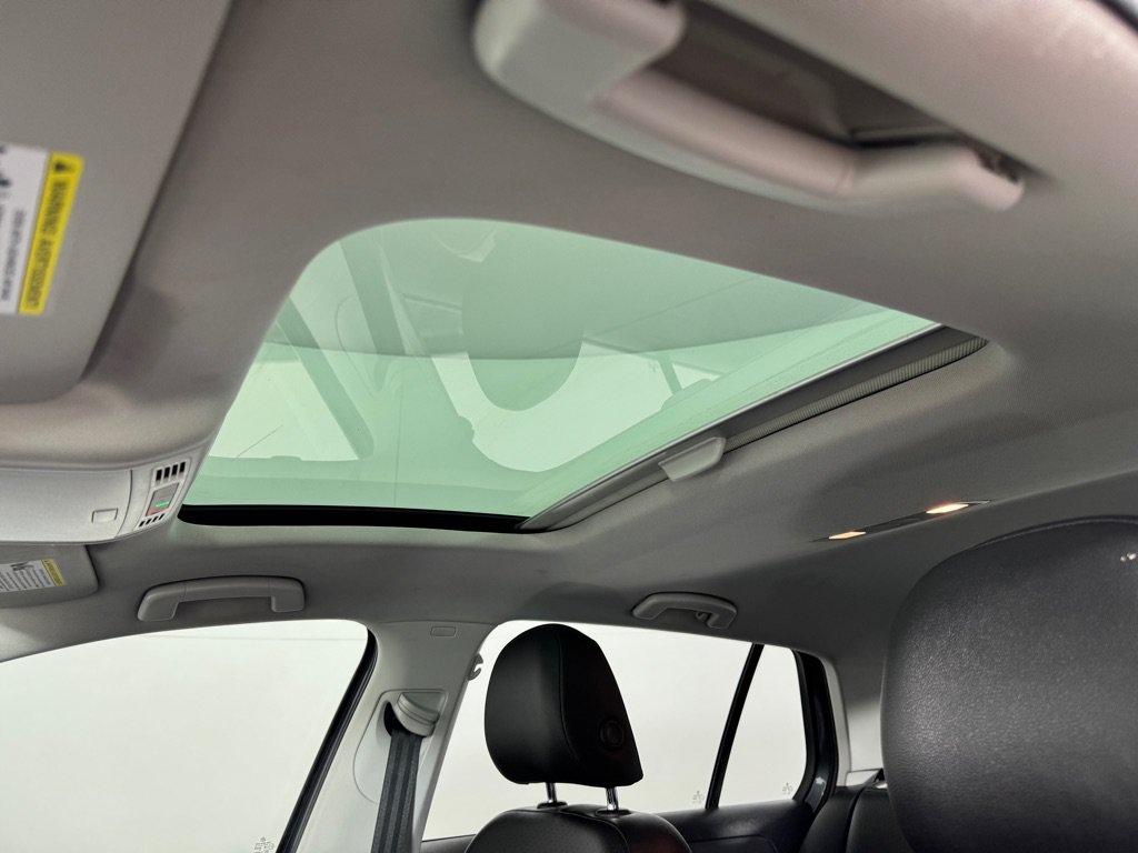 Used 2021 Volkswagen Golf 4-Door FWD image 14