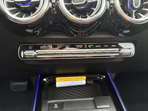 New 2026 Mercedes-Benz GLB 250 image 31