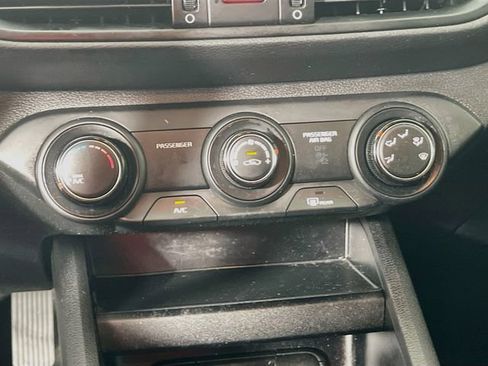 Used 2021 Kia Forte LXS FWD image 16