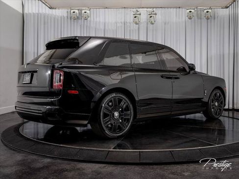 Used 2023 Rolls-Royce Cullinan w/ Cullinan Package AWD/4WD image 15