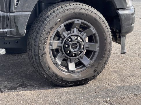 Used 2025 Ford F250 XL w/ STX Appearance Package image 4