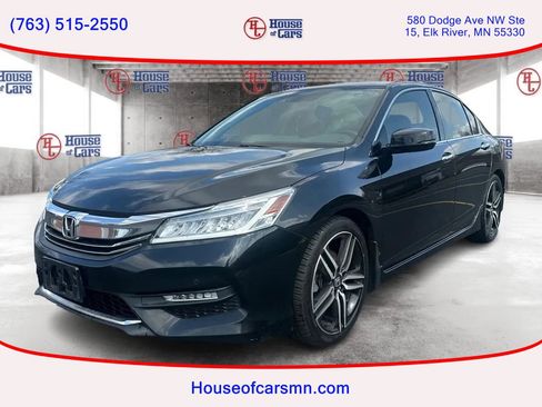 Used 2017 Honda Accord Touring image 1