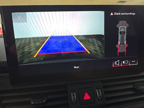 Used 2025 Audi Q5 2.0T Premium w/ Convenience Plus Package image 24