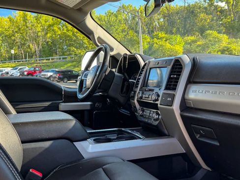 Used 2021 Ford F350 Lariat w/ Lariat Ultimate Package AWD/4WD image 15