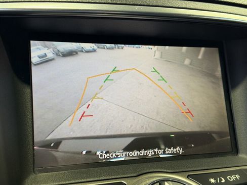 Used 2013 INFINITI G37 x w/ Premium Pkg image 25