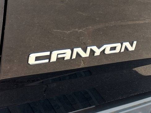 Used 2016 GMC Canyon SLE w/ All Terrain Adventure Package image 30