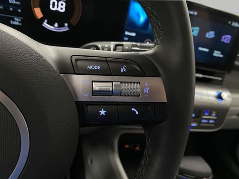 Certified 2024 Hyundai Kona SEL AWD/4WD image 16
