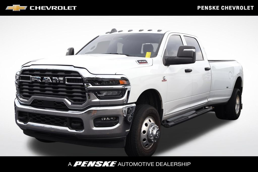 Used 2025 RAM 3500 Tradesman AWD/4WD image 1