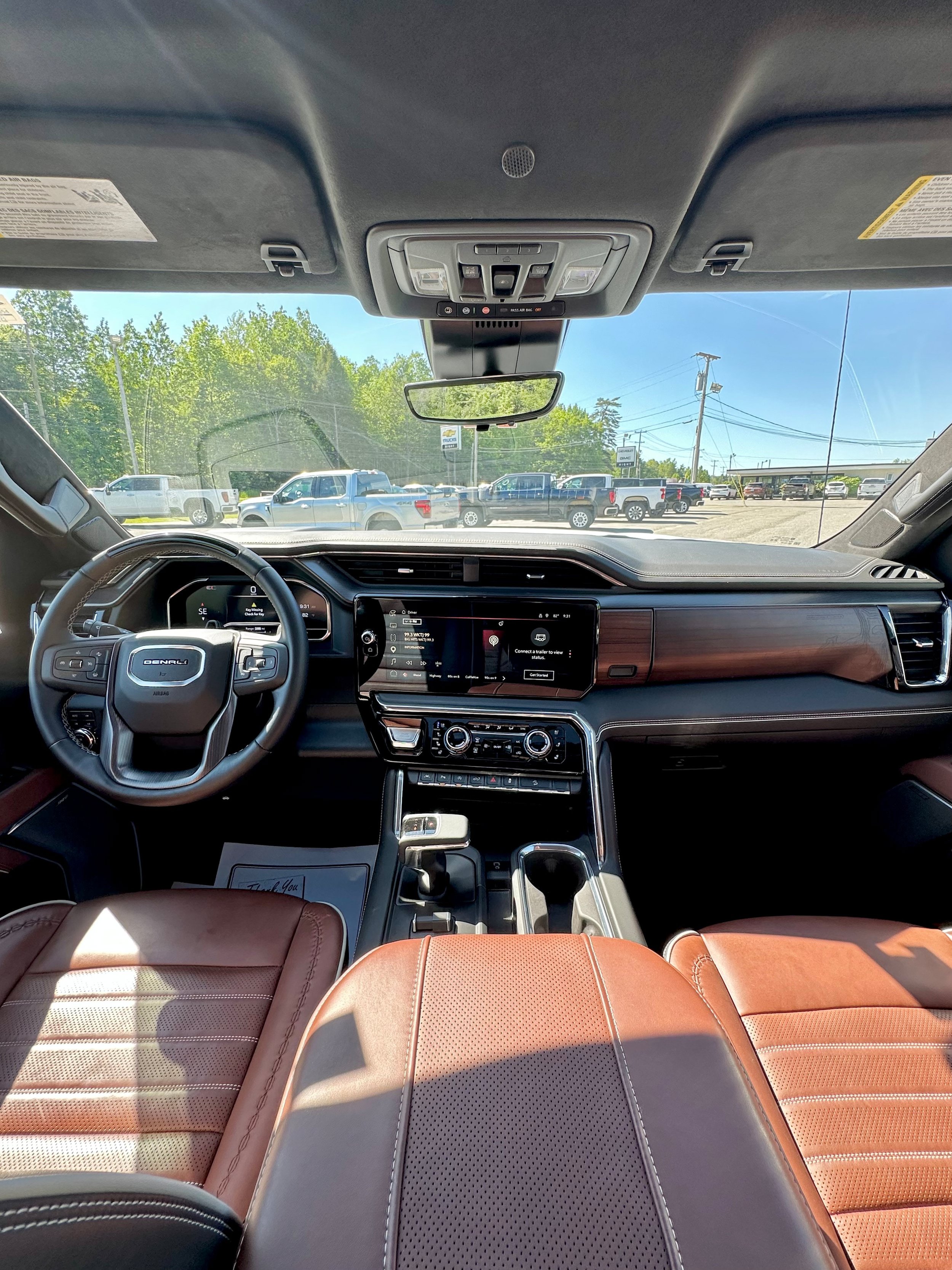 Used 2025 GMC Sierra 1500 Denali Ultimate AWD/4WD image 9