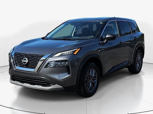 Used 2023 Nissan Rogue S FWD image 11