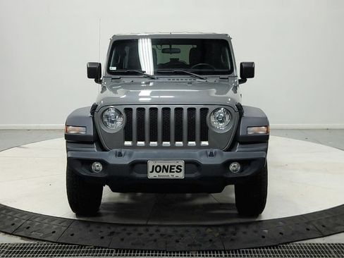 Used 2021 Jeep Wrangler Unlimited Sport AWD/4WD image 3