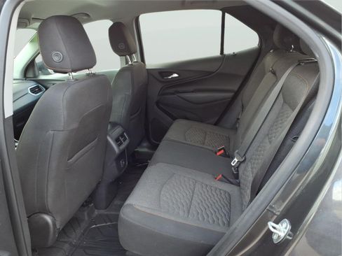 Used 2020 Chevrolet Equinox LT w/ Driver Convenience Package FWD image 9