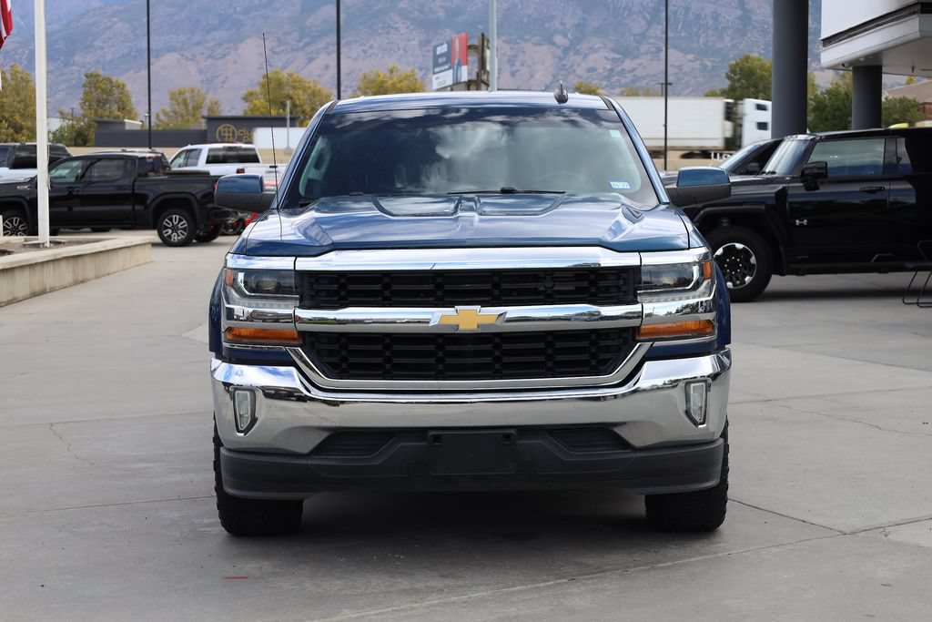 Used 2018 Chevrolet Silverado 1500 LT w/ Texas Edition RWD image 9
