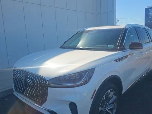 Used 2025 Lincoln Aviator AWD w/ Equipment Group 101A image 1