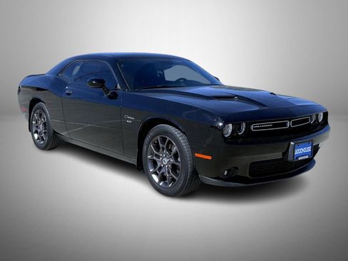 Used 2018 Dodge Challenger GT w/ Driver Convenience Group image 3