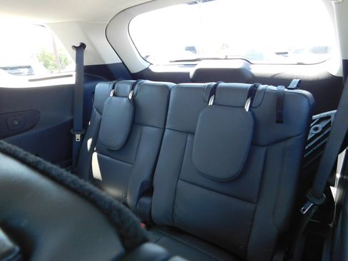 Used 2026 Ford Explorer Active w/ Active Comfort Package RWD image 13