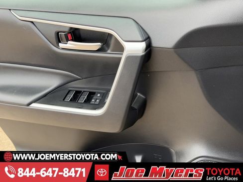 Used 2025 Toyota RAV4 XLE w/ Weather Package image 26
