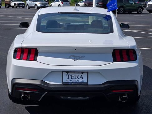 Used 2024 Ford Mustang Coupe RWD image 10