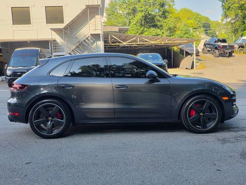 Used 2018 Porsche Macan Turbo AWD/4WD image 8