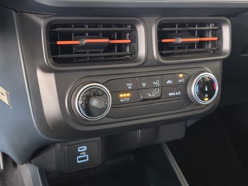 Used 2022 Ford Maverick XLT FWD image 18