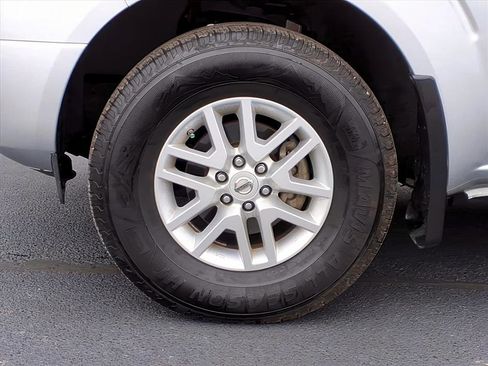 Used 2018 Nissan Frontier SV image 9