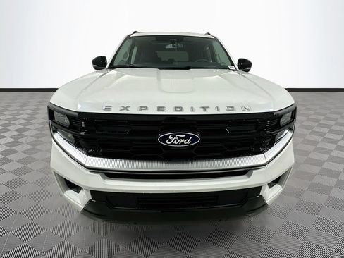 New 2027 Ford Expedition Platinum w/ Platinum Ultimate Package AWD/4WD image 2