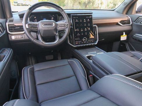 New 2026 GMC Acadia Denali w/ Super Cruise Package image 16