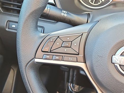 Used 2024 Nissan Altima 2.5 SV image 20