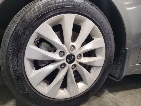 Used 2016 Kia Optima EX w/ Premium Package FWD image 31