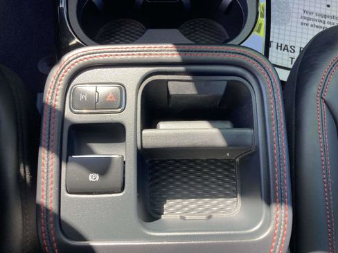 Used 2025 Ford Mustang Mach-E Premium w/ Sport Appearance Package image 28