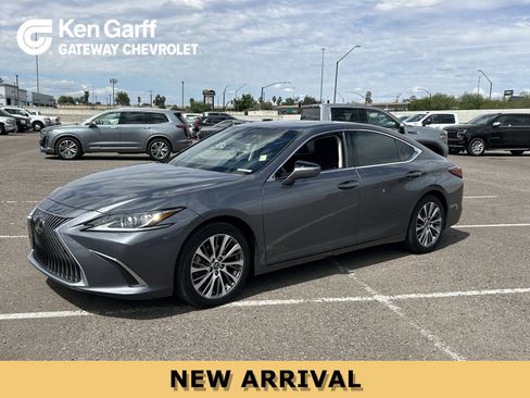 Used 2019 Lexus ES 350 w/ Premium Package image 1