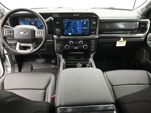 New 2026 Ford F250 Lariat w/ Black Appearance Package AWD/4WD image 22
