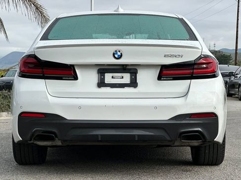 Used 2022 BMW 530i 530i w/ M Sport Package image 4