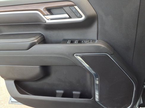 Used 2023 Chevrolet Silverado 1500 RST w/ Z71 Off-Road Package image 22