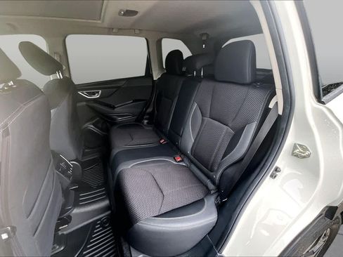 Used 2021 Subaru Forester Premium AWD/4WD image 24