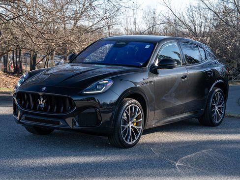 New 2026 Maserati Grecale Modena image 5