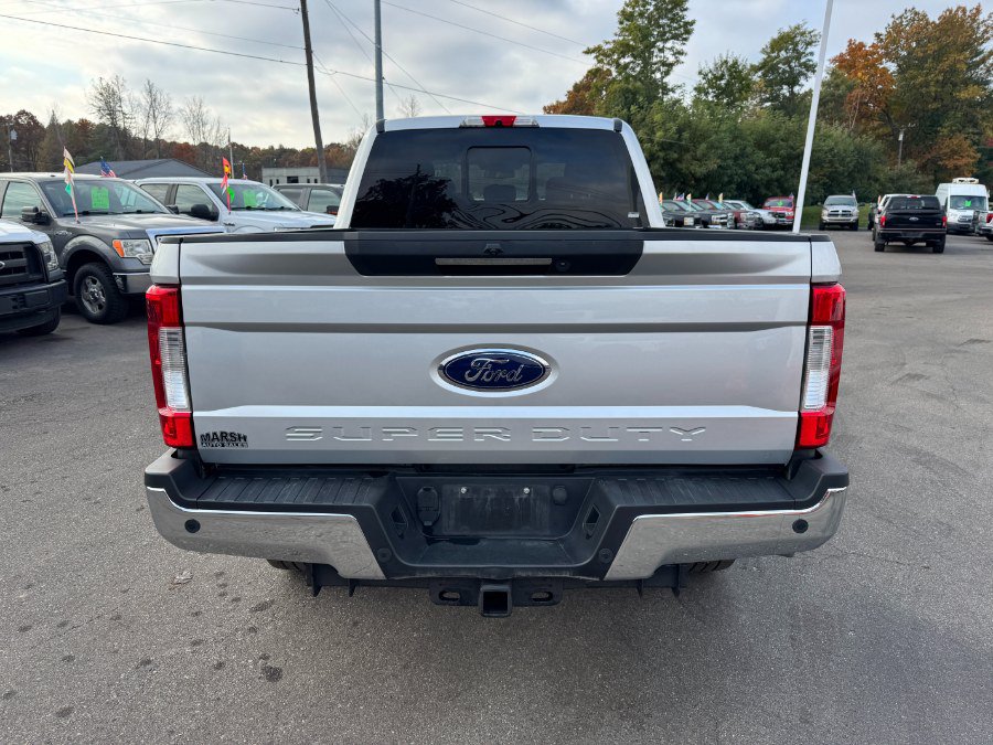Used 2018 Ford F350 Lariat w/ Lariat Ultimate Package AWD/4WD image 4