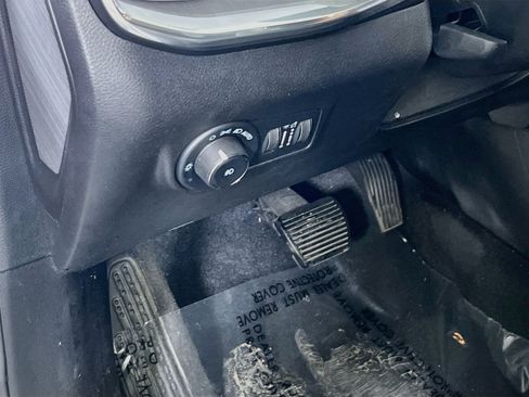 Used 2023 Jeep Compass Limited AWD/4WD image 10