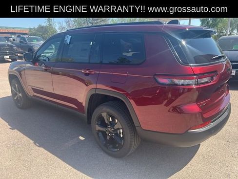 Used 2025 Jeep Grand Cherokee L Limited w/ Luxury Tech Group II AWD/4WD image 6