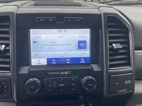 Used 2022 Ford F250 XLT w/ XLT Premium Package image 15