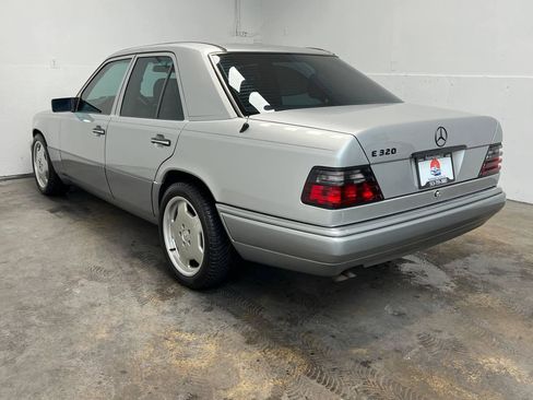 Used 1995 Mercedes-Benz E 320 Sedan image 6