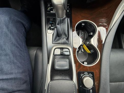 Used 2019 Lexus RX 350 FWD w/ Navigation Package image 25