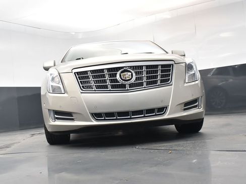 Used 2015 Cadillac XTS Luxury w/ Driver Awareness Package image 20